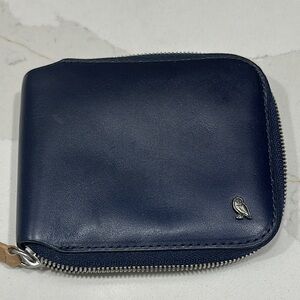 Bellroy Zip Leather Wallet Coin Pouch Charcoal Cobalt Perfect Condition
